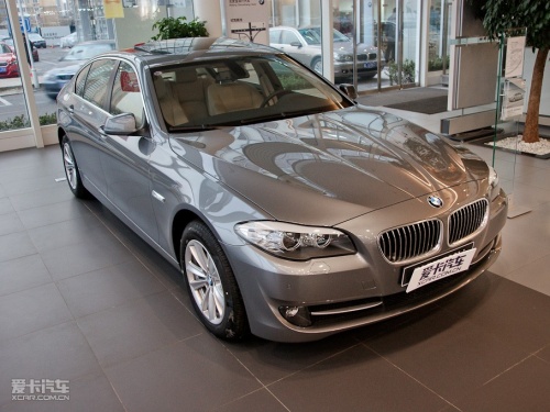 小一号的五系 新一代宝马3系无伪谍照